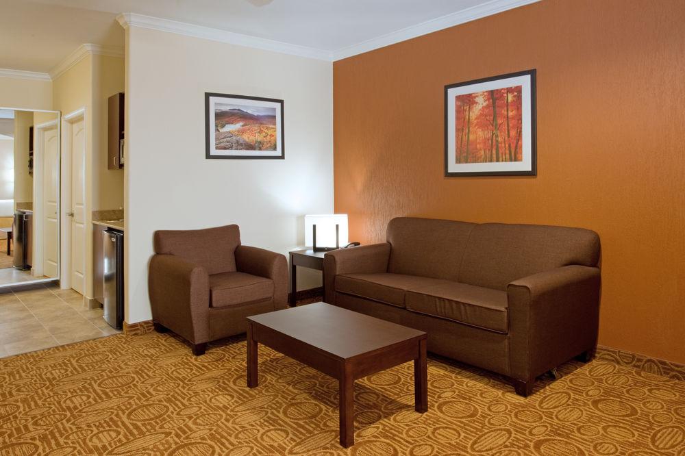 Holiday Inn Express Hotel And Suites Katy By Ihg Exterior photo